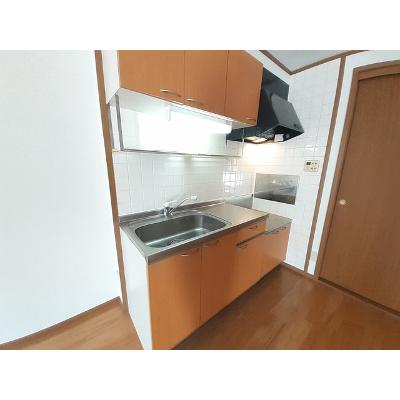 エクセルプラザ 102【管理NO：1-010156201-01020】 ★家具家電は申し込み後に搬入します★ ★2026年10月上旬入居可能★の物件写真3