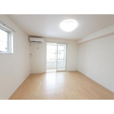 シュトラーセ千歳 101【管理NO：1-022812801-01010】 ★家具家電は申し込み後に搬入します★ ★2026年10月上旬入居可能★の物件写真2