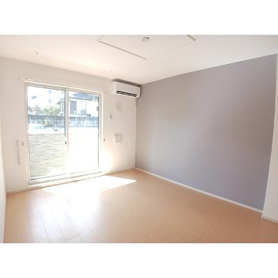 フォーリスト・パーク 103【管理NO：1-017284701-01030】 ★家具家電は申し込み後に搬入します★の物件写真2