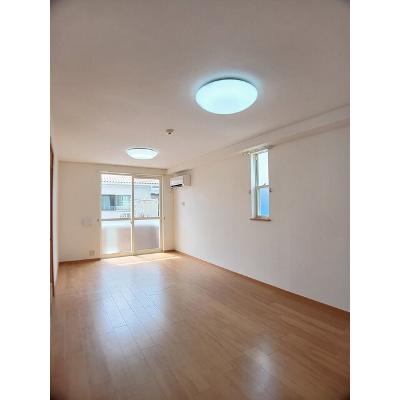 ブリージーハウス 101【管理NO：1-013976501-01010】 ★家具家電は申し込み後に搬入します★の物件写真2