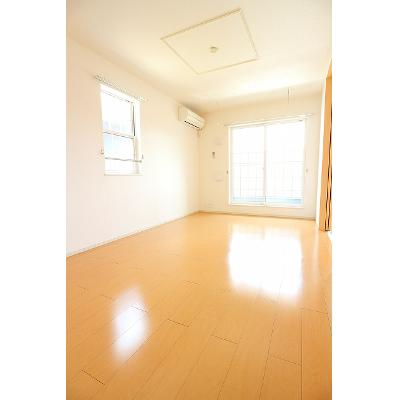 ペルシーモＡ 203【管理NO：1-017859001-02030】 ★家具家電は申し込み後に搬入します★ ★2026年09月下旬入居可能★の物件写真2