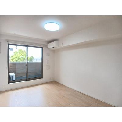ゆりの木・Ⅵ 203【管理NO：1-022698701-02030】 ★家具家電は申し込み後に搬入します★ ★2026年10月中旬入居可能★の物件写真2