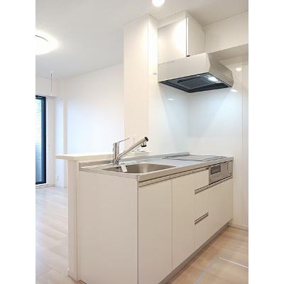 ロータス三室　Ｃ 102【管理NO：1-027709703-01020】 ★家具家電は申し込み後に搬入します★の物件写真3