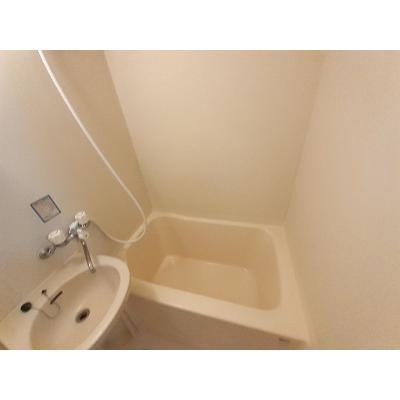 エルディム西Ａ 201【管理NO：1-003960601-02010】 ★家具家電は申し込み後に搬入します★の物件写真4