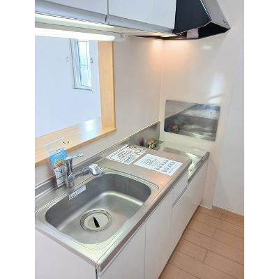 ソフィア・オレンジ 202【管理NO：1-016922101-02020】 ★家具家電は申し込み後に搬入します★ ★2026年10月中旬入居可能★の物件写真3