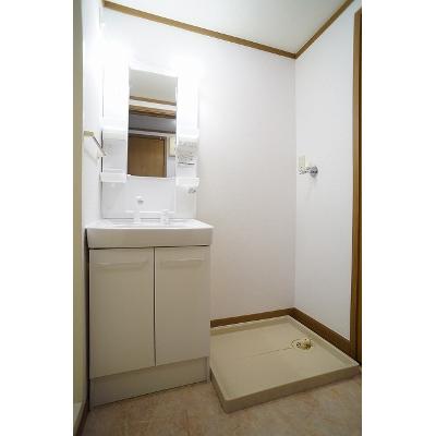 バクワイリー 105【管理NO：1-011512301-01050】 ★家具家電は申し込み後に搬入します★ ★2026年10月上旬入居可能★の物件写真6