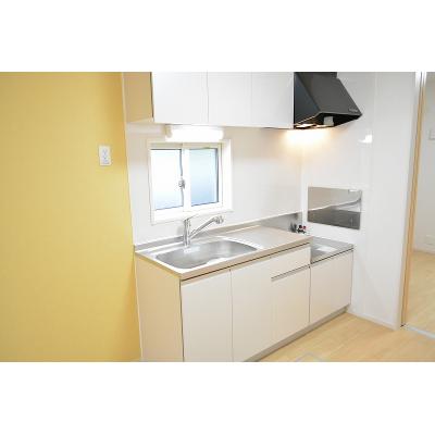フォンテーヌ新高根 101【管理NO：1-022941601-01010】 ★家具家電は申し込み後に搬入します★ ★2026年10月中旬入居可能★の物件写真3