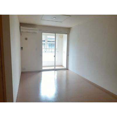 ラフレシ－ル　Ｂ 102【管理NO：1-016076802-01020】 ★家具家電は申し込み後に搬入します★ ★2026年10月中旬入居可能★の物件写真2