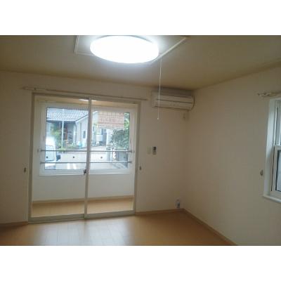 ラフィネ 101【管理NO：1-015798801-01010】 ★家具家電は申し込み後に搬入します★ ★2026年09月下旬入居可能★の物件写真2
