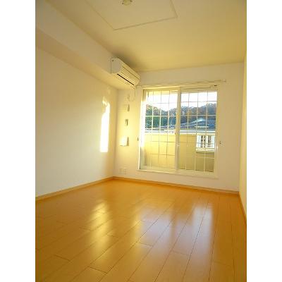 サウスセブンⅠ 202【管理NO：1-016132201-02020】 ★家具家電は申し込み後に搬入します★ ★2026年10月中旬入居可能★の物件写真2
