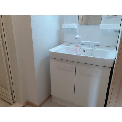 プリムローズ 202【管理NO：1-016567101-02020】 ★家具家電は申し込み後に搬入します★ ★2026年10月中旬入居可能★の物件写真6