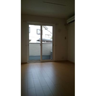 カンタービレ 101【管理NO：1-015893001-01010】 ★家具家電は申し込み後に搬入します★ ★2026年10月中旬入居可能★の物件写真2