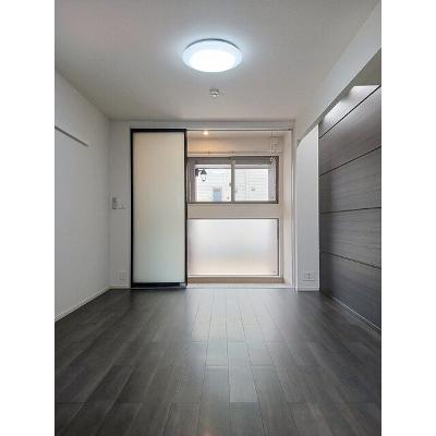 ソレイユ草薙Ⅱ 105【管理NO：1-022668002-01040】 ★家具家電は申し込み後に搬入します★ ★2026年10月中旬入居可能★の物件写真2