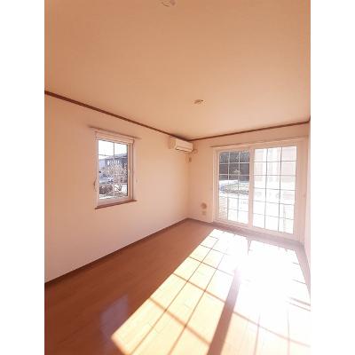 サンバースト　Ａ 103【管理NO：1-010811101-01030】 ★家具家電は申し込み後に搬入します★ ★2026年10月上旬入居可能★の物件写真2