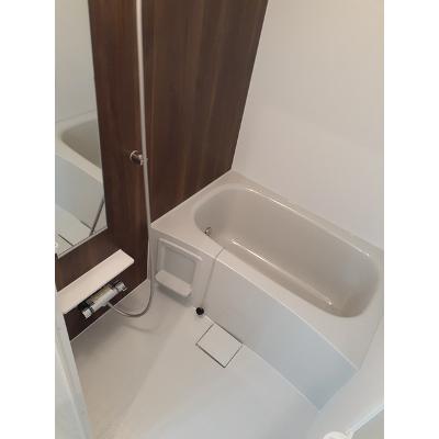 ブリッランテ 201【管理NO：1-026877601-02010】 ★家具家電は申し込み後に搬入します★の物件写真4