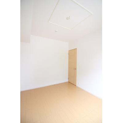 グッドライフＡ 102【管理NO：1-017554501-01020】 ★家具家電は申し込み後に搬入します★ ★2026年10月中旬入居可能★の物件写真2