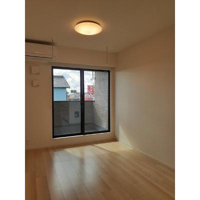 サンシャイン　フラワー 202【管理NO：1-027389401-02020】 ★家具家電は申し込み後に搬入します★ ★2026年10月中旬入居可能★の物件写真2