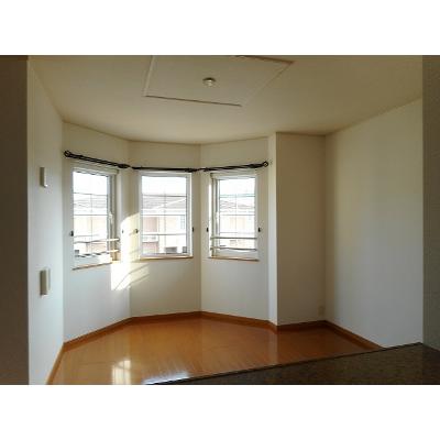 フレスクーラＥ 201【管理NO：1-014050405-02010】 ★家具家電は申し込み後に搬入します★ ★2026年10月中旬入居可能★の物件写真2