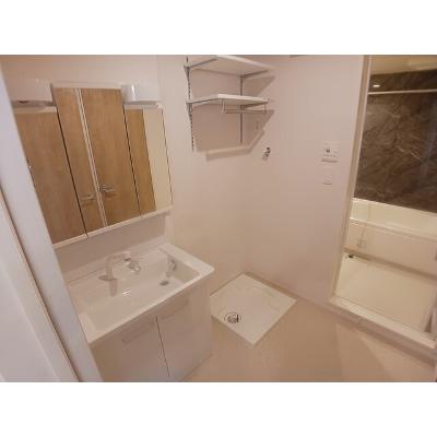 カーサ　コンフォルト　Ⅱ 103【管理NO：1-028079702-01030】 ★家具家電は申し込み後に搬入します★ ★2026年10月上旬入居可能★の物件写真6