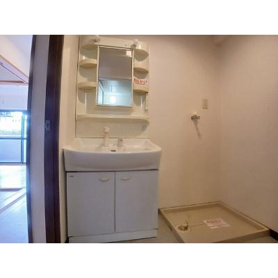 ミラノ 103【管理NO：1-011133801-01030】 ★家具家電は申し込み後に搬入します★の物件写真6