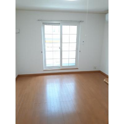 大樹 205【管理NO：1-013813701-02040】 ★家具家電は申し込み後に搬入します★ ★2026年10月上旬入居可能★の物件写真2