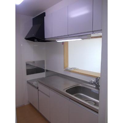 フラン 202【管理NO：1-017731401-02020】 ★家具家電は申し込み後に搬入します★の物件写真3