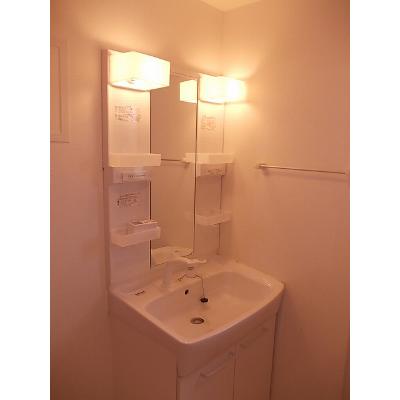 フラン 202【管理NO：1-017731401-02020】 ★家具家電は申し込み後に搬入します★の物件写真6