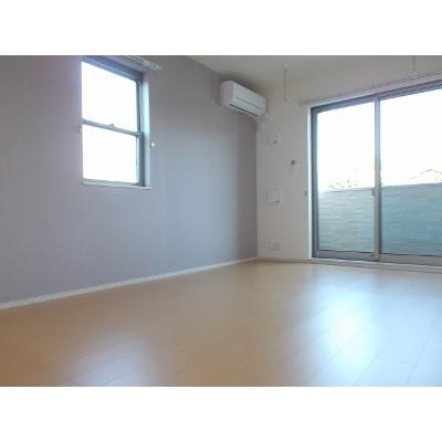 ピース　ジョイ 102【管理NO：1-019472901-01020】 ★家具家電は申し込み後に搬入します★ ★2026年09月下旬入居可能★の物件写真2
