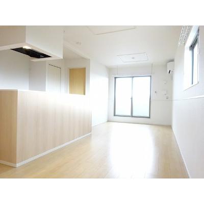 スプリングフィールド　Ⅱ 201【管理NO：1-023141101-02010】 ★家具家電は申し込み後に搬入します★の物件写真2
