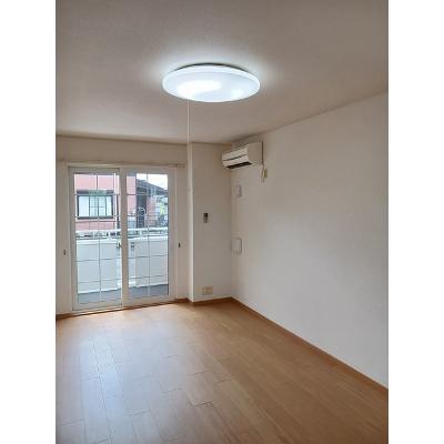 グロワール 101【管理NO：1-014510601-01010】 ★家具家電は申し込み後に搬入します★ ★2026年10月中旬入居可能★の物件写真2