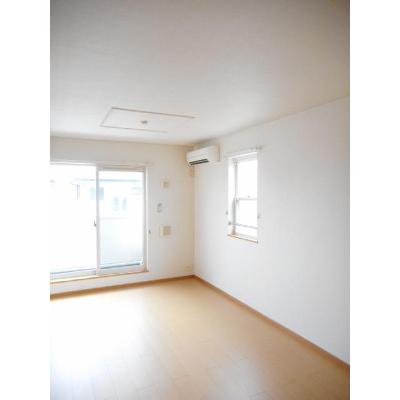 アイファインＥ 201【管理NO：1-015045702-02010】 ★家具家電は申し込み後に搬入します★ ★2026年10月中旬入居可能★の物件写真2
