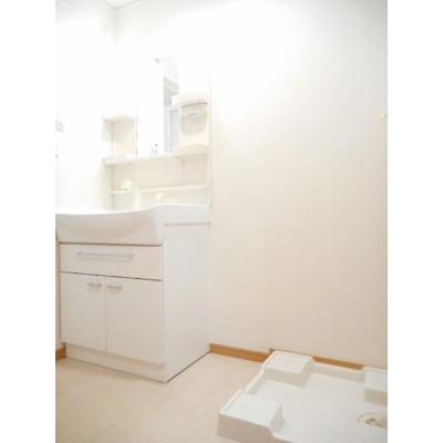 アイファインＥ 201【管理NO：1-015045702-02010】 ★家具家電は申し込み後に搬入します★ ★2026年10月中旬入居可能★の物件写真6