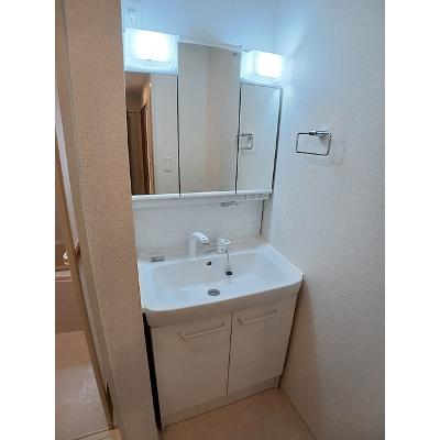 グランルージュ 203【管理NO：1-026168201-02030】 ★家具家電は申し込み後に搬入します★の物件写真6