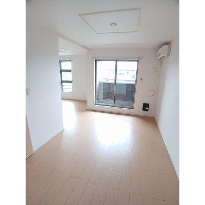アンシャンテ 203【管理NO：1-018441501-02030】 ★家具家電は申し込み後に搬入します★の物件写真2