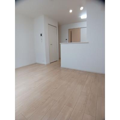 エスポワール小林 203【管理NO：1-021219901-02030】 ★家具家電は申し込み後に搬入します★ ★2026年10月中旬入居可能★の物件写真2