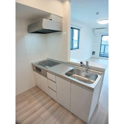 ヒカルサ東加古川 301【管理NO：1-028444101-03010】 ★家具家電は申し込み後に搬入します★の物件写真3