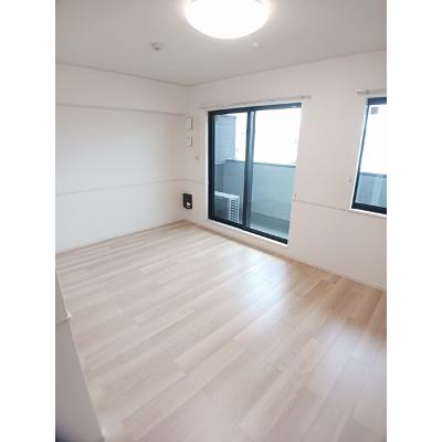ヒカルサ東加古川 202【管理NO：1-028444101-02020】 ★家具家電は申し込み後に搬入します★の物件写真2