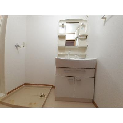 カーサ　エレガンテ　Ⅰ 101【管理NO：1-013129601-01010】 ★家具家電は申し込み後に搬入します★ ★2026年10月中旬入居可能★の物件写真6