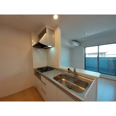 ハレ・コア 205【管理NO：1-025203901-02040】 ★家具家電は申し込み後に搬入します★ ★2026年10月下旬入居可能★の物件写真3
