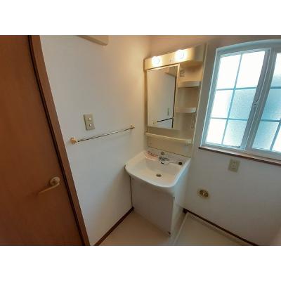 ファミール 101【管理NO：1-011128401-01010】 ★家具家電は申し込み後に搬入します★ ★2026年09月中旬入居可能★の物件写真6