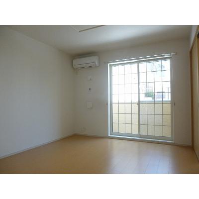 レジデンス　ピュア 101【管理NO：1-018459701-01010】 ★家具家電は申し込み後に搬入します★ ★2026年10月中旬入居可能★の物件写真2