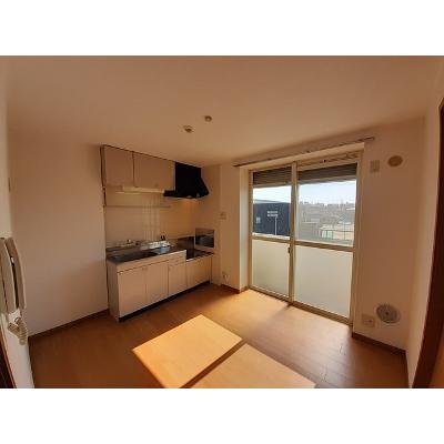 サンヴェール一条 202【管理NO：1-005657201-02020】 ★家具家電は申し込み後に搬入します★ ★2026年10月下旬入居可能★の物件写真2