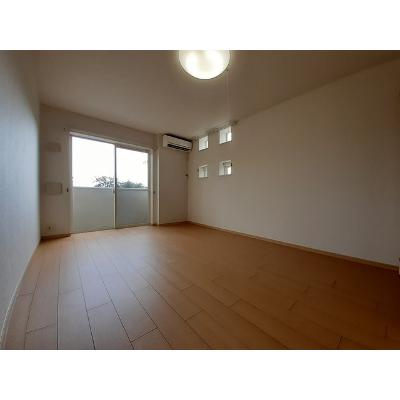 カーサ・グアリート 206【管理NO：1-015762301-02050】 ★家具家電は申し込み後に搬入します★ ★2026年10月上旬入居可能★の物件写真2