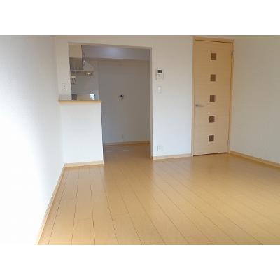 リヴェール　ヴィラ 112【管理NO：1-015554001-01100】 ★家具家電は申し込み後に搬入します★ ★2026年10月下旬入居可能★の物件写真2