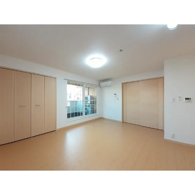 ブラッセル 207【管理NO：1-015517301-02060】 ★家具家電は申し込み後に搬入します★ ★2026年10月上旬入居可能★の物件写真2