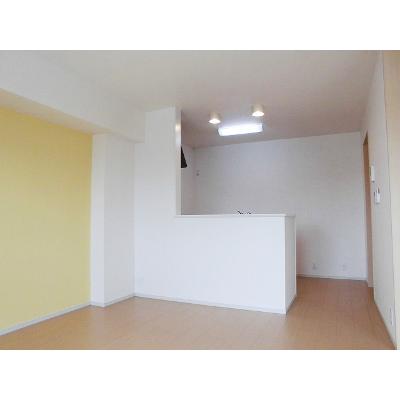 アンソレイユ 202【管理NO：1-019083301-02020】 ★家具家電は申し込み後に搬入します★ ★2026年10月上旬入居可能★の物件写真2