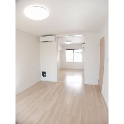 サンシャイン 202【管理NO：1-027739901-02020】 ★家具家電は申し込み後に搬入します★ ★2026年09月中旬入居可能★の物件写真2