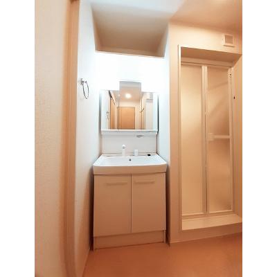 レグノ 101【管理NO：1-024974401-01010】 ★家具家電は申し込み後に搬入します★の物件写真6