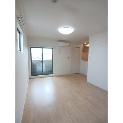 カーサ　りんくう・Ｍ 302【管理NO：1-024486501-03020】 ★家具家電は申し込み後に搬入します★ ★2026年10月中旬入居可能★の物件写真2
