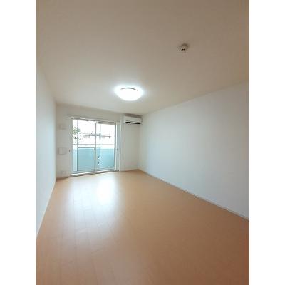 ハナミズキ 102【管理NO：1-018840101-01020】 ★家具家電は申し込み後に搬入します★ ★2026年09月中旬入居可能★の物件写真2